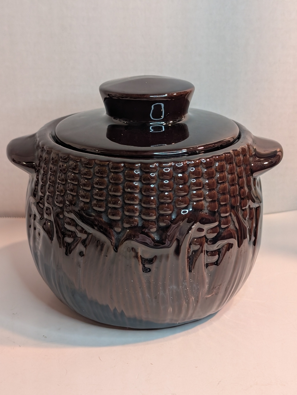 Rare Royal Canadian Art Pottery 1 Qt Brown Corn Cob Theme Bean Crock w/Lid.